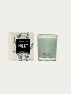 NEST Fragrances Wild Mint & Eucalyptus Green Glass Candle